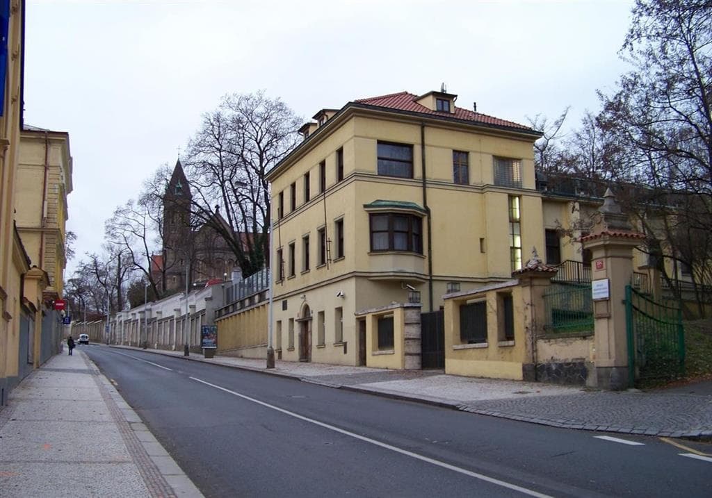 Vila Holečkova, Praha 5 - Smíchov