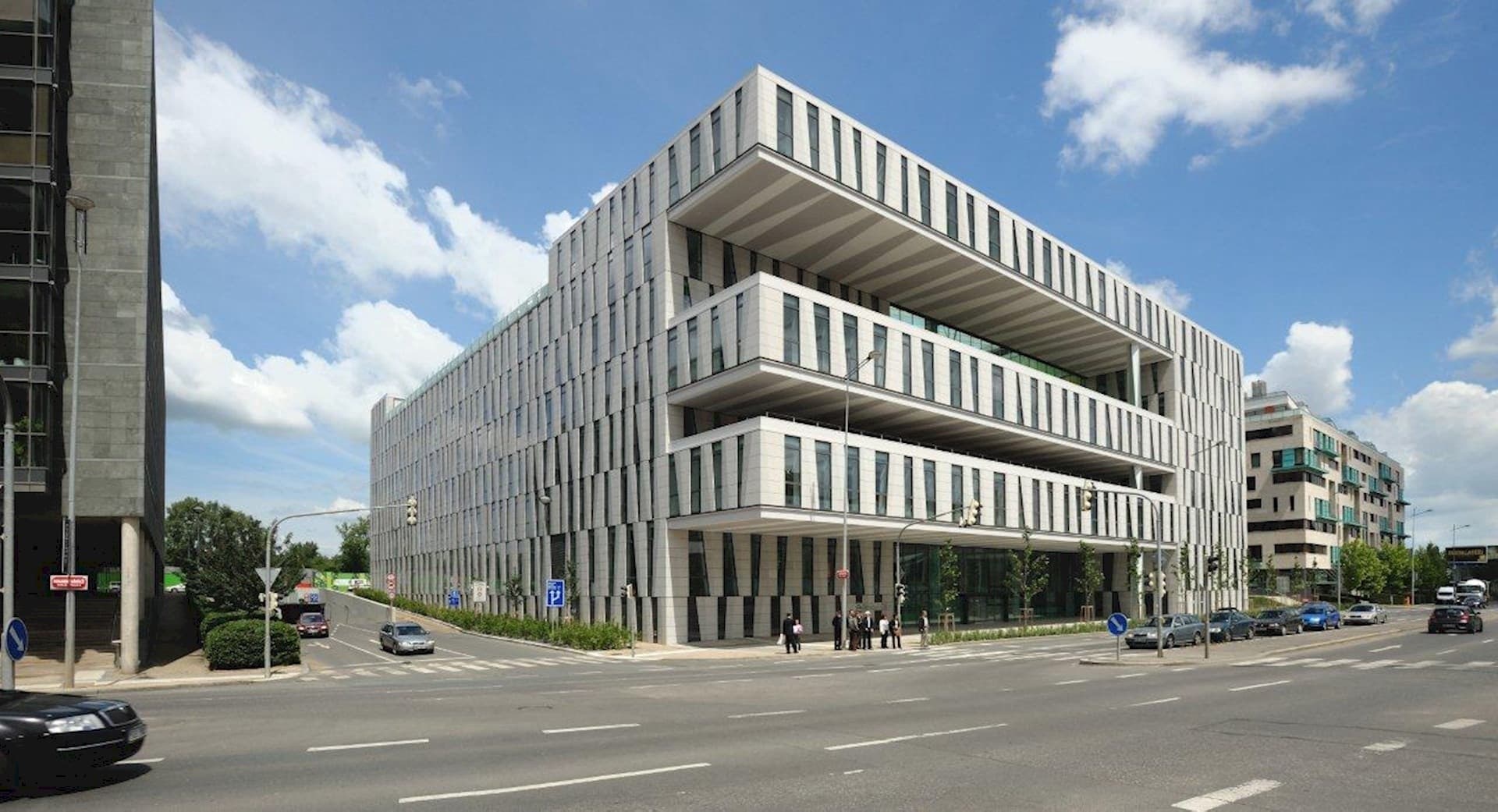 Amazon Court, Karolínská, Praha 8 - Karlín