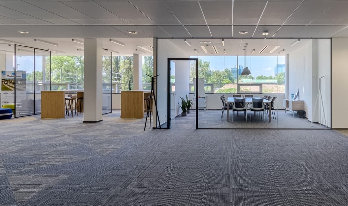 Dock in One, Voctářova, Praha 8 - Libeň