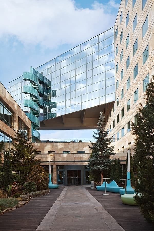 International Business Center, Pobřežní, Praha 8 - Karlín