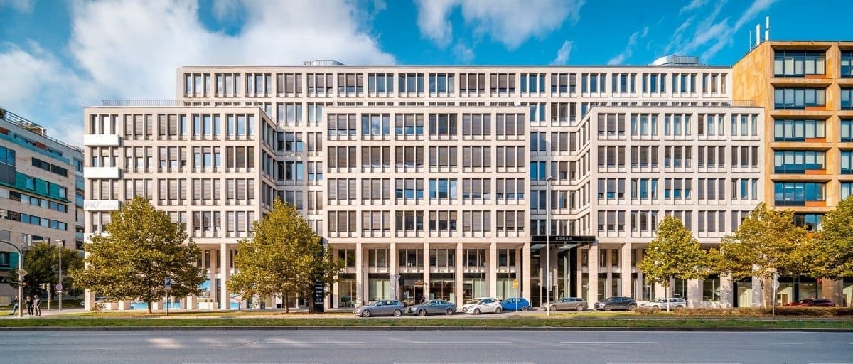 Rohan Business Center, Rohanské nábřeží, Prague 8 - Karlín